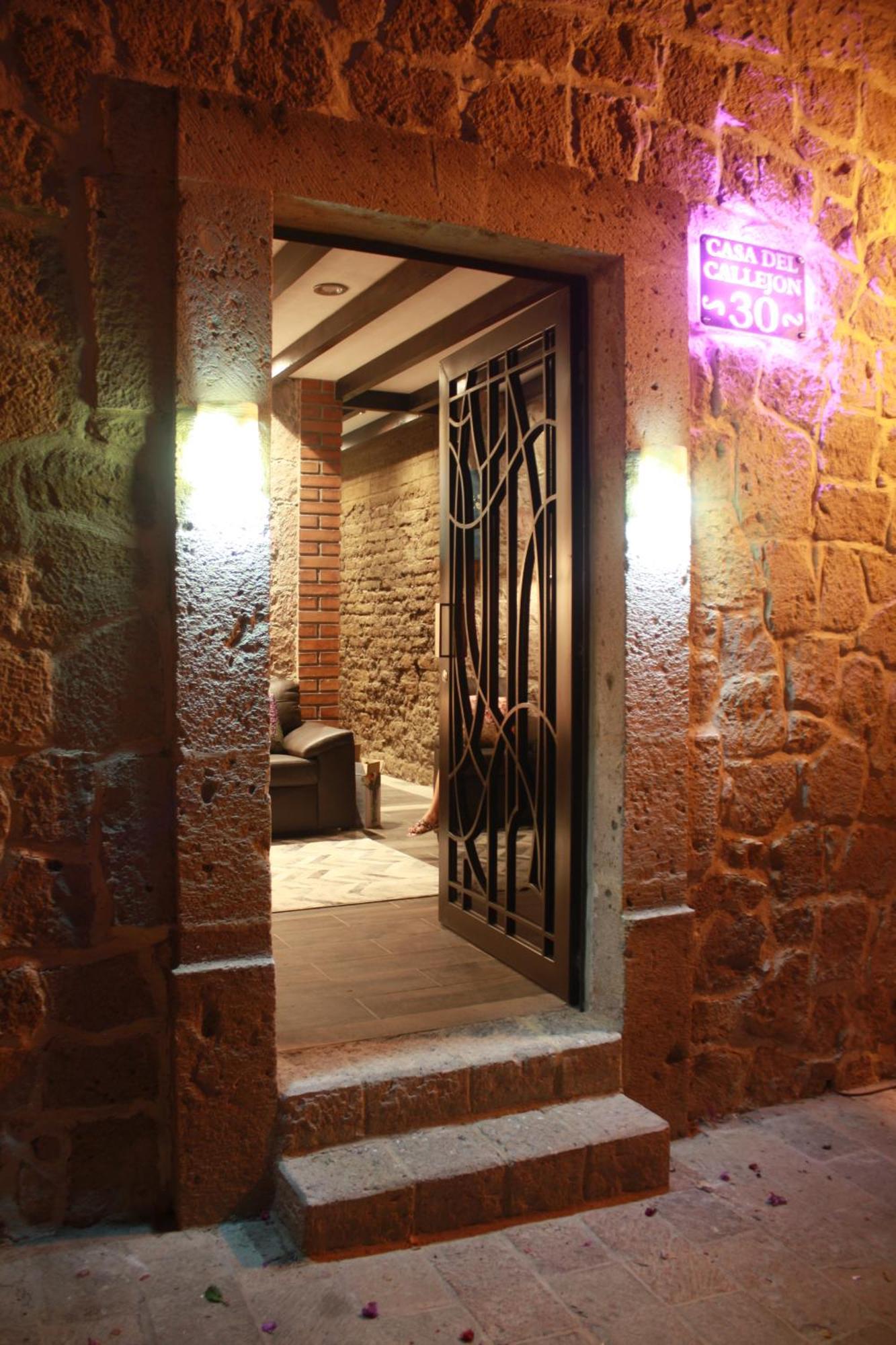 Casa En El Callejon Del Romance 30 En Сasa de vacaciones *