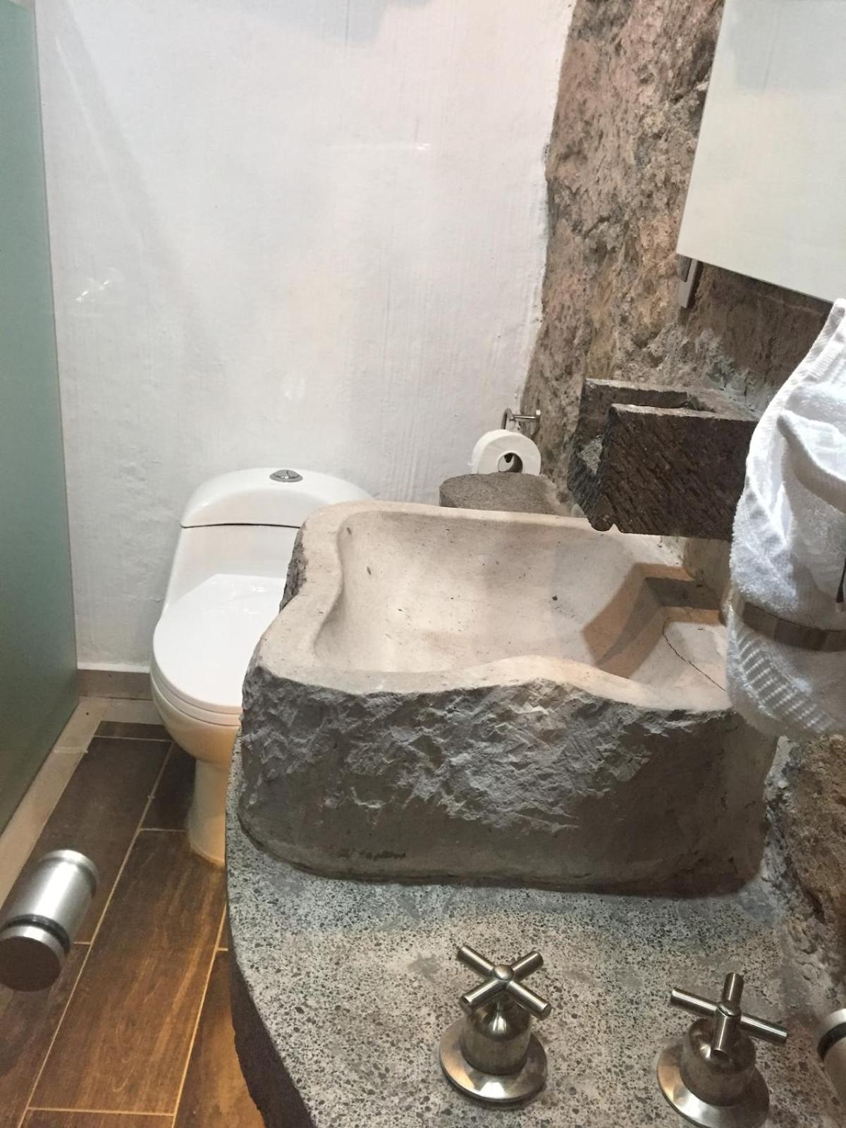 Сasa de vacaciones Casa En El Callejon Del Romance 30 En *